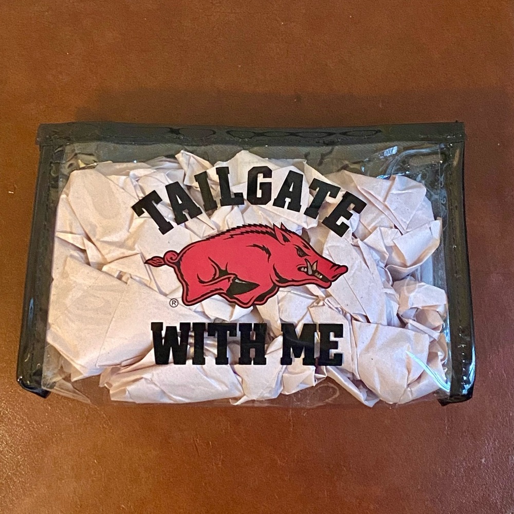 VS Pink Collegiate AR Razorback Pouch